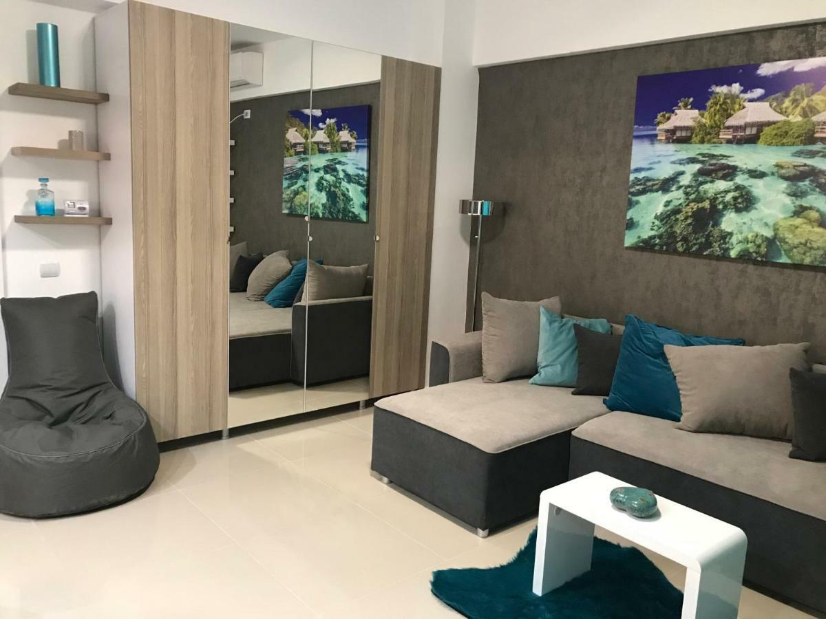 Luxury Flat 9 Near Metro Appartement Boekarest Buitenkant foto