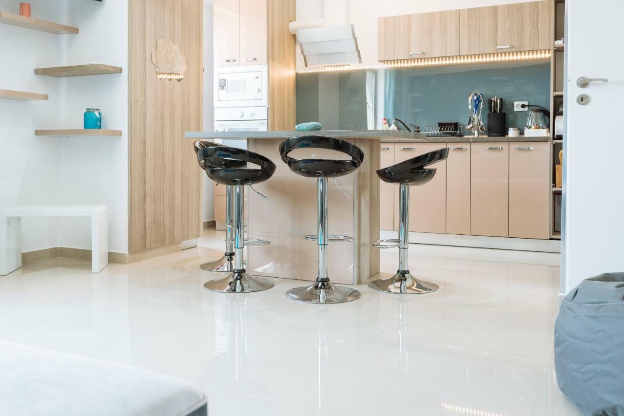 Luxury Flat 9 Near Metro Appartement Boekarest Buitenkant foto