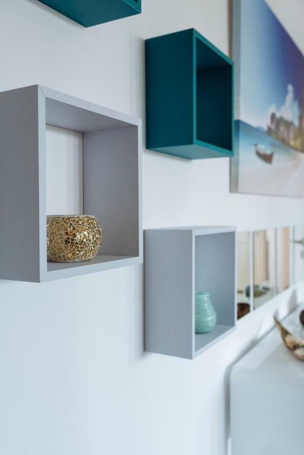 Luxury Flat 9 Near Metro Appartement Boekarest Buitenkant foto